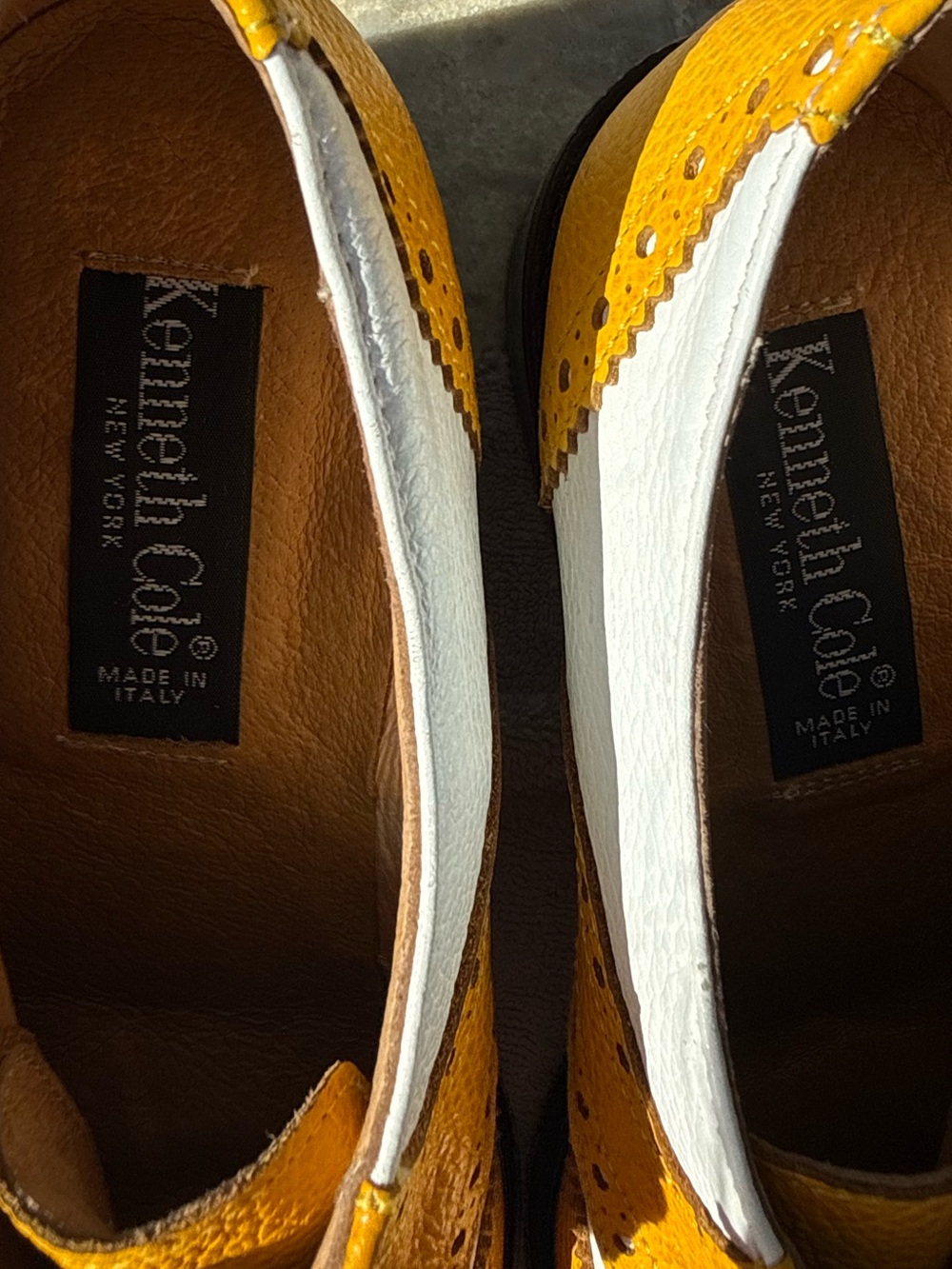 Vintage Kenneth Cole New York Made in Italy Yellow White Leather Oxford Shoes - Picture 5 of 5